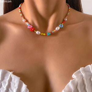 Baroque Simulated Pearls Flowers Hand-woven Choker Necklace
