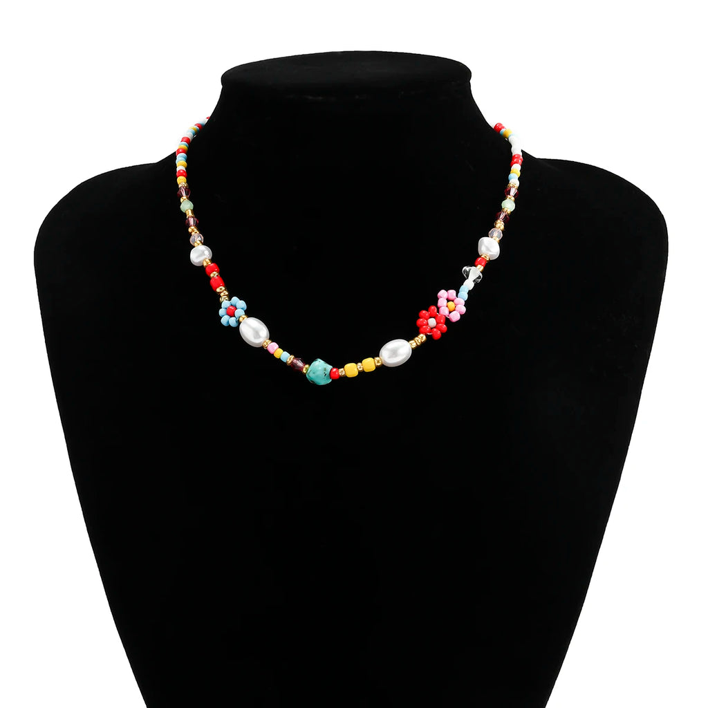 Baroque Simulated Pearls Flowers Hand-woven Choker Necklace