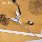 Bastiee Seaweed Brooch Plated Grass Brooches for Women Silver 925
