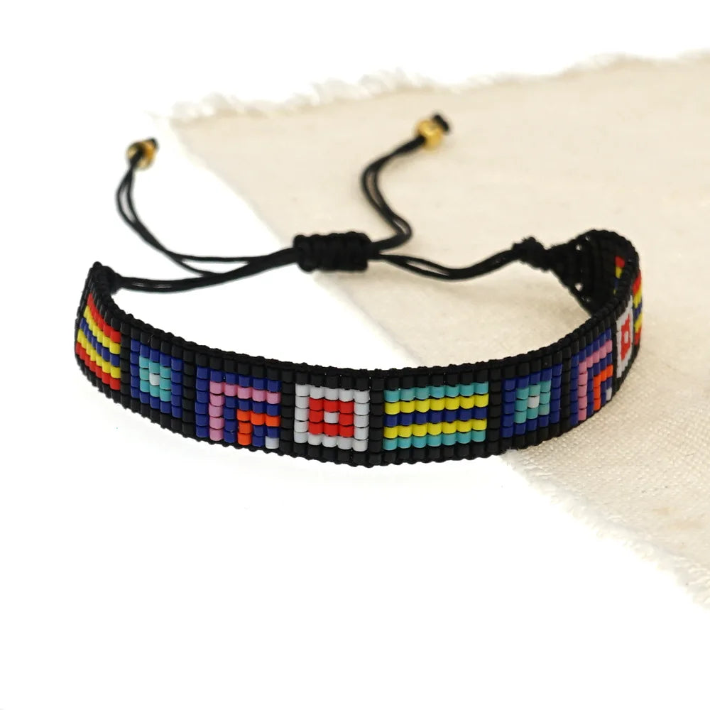 Vintage Minimalist Beaded Bracelet Geometric Pattern Bohemian