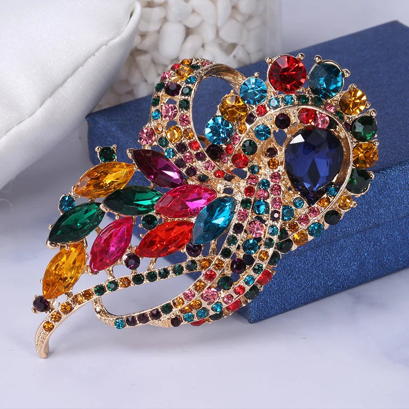 Alloy Inlaid Rhinestone Brooch Fashionable High-end Clothing Accessories Pin