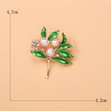 Beaut&Berry Drip Oil Plant Brooch Ladies Office Gift