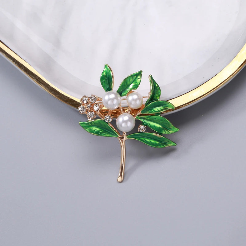 Beaut&Berry Drip Oil Plant Brooch Ladies Office Gift