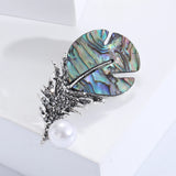 Beaut&Berry Shell Brooch Natural Freshwater Pearl Feather Brooch
