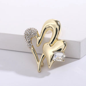 Heart-Shaped Rhinestone Ladies Brooch for Office, Festive, Wedding