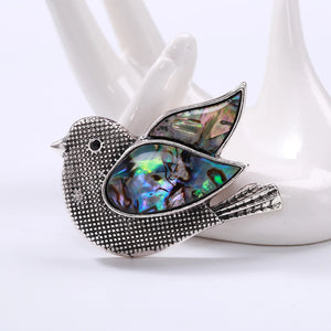 Beaut&Berry Shell Pigeon Brooch Abalone Lady Brooch