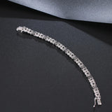 Charming Zirconia Bracelet Dress-Up With Heart Shape Design