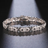 Charming Zirconia Bracelet Dress-Up With Heart Shape Design