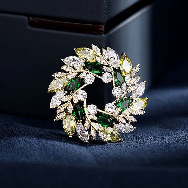 Big Flower Crystal Brooch For Women Bouquet Rhinestone Brooch Pin