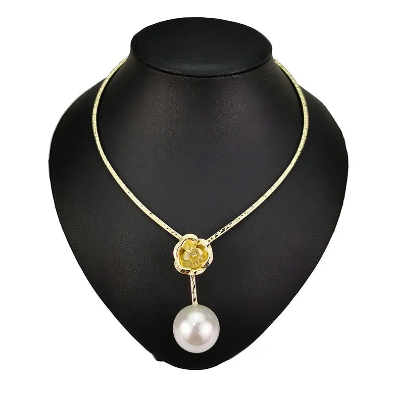 Pearl Alloy Torques Choker Necklace Metal Flower Collar for Women