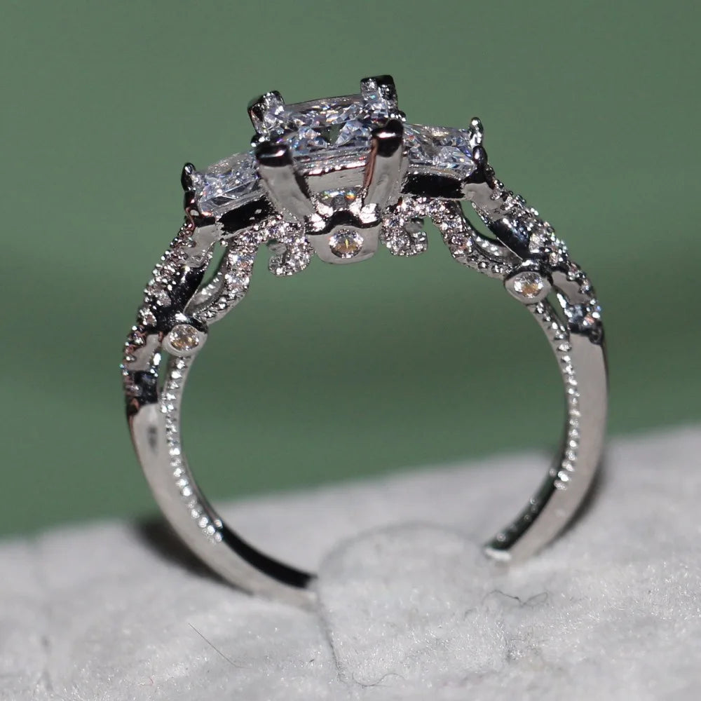 Vintage Round Silver Ring Wedding Band Promise Engagement Rings Women