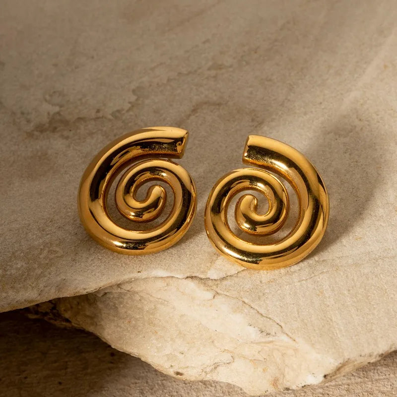 Vintage Temperament Metal Earrings 925 Silver Needle Retro Jewelry