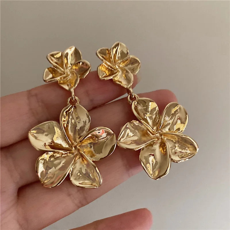 Bilandi 925 Silver Metallic Flower Earrings for Women - Wedding Party Accessory