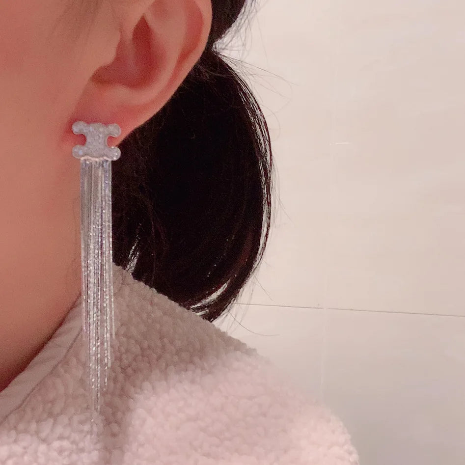 Shinning Triomphe French Metal Style Tassel Earrings