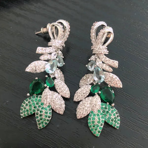 Maple Leaf Earrings Inlaid with Green Zircon - Party Gift