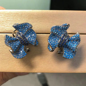 Royal Knot Stud Earring with Lock