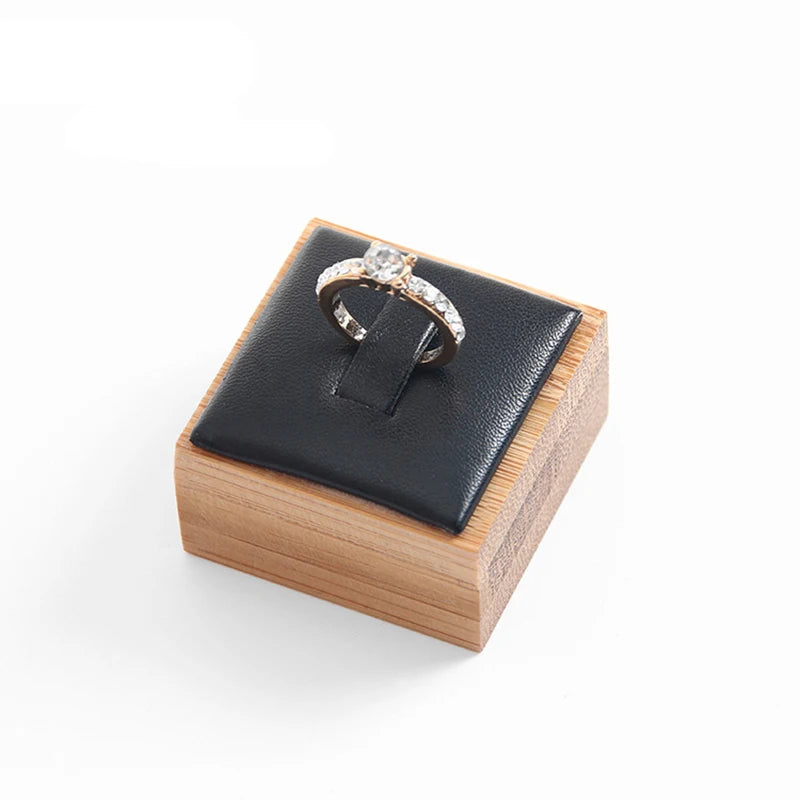 Bamboo Rings Holder Jewelry Display Stand 4x4x2.5cm