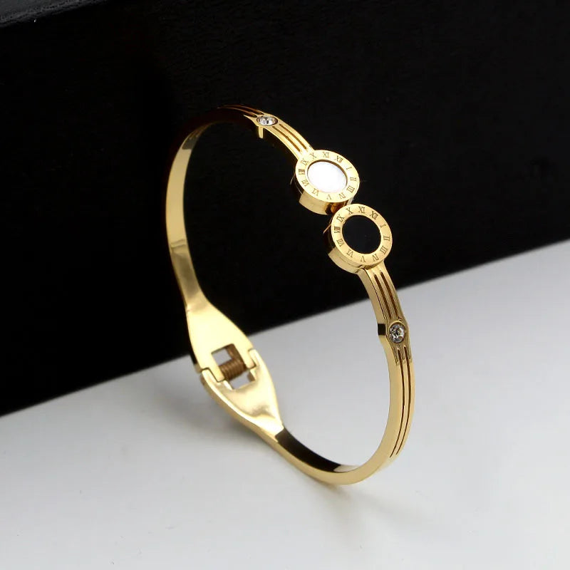 Black/White Shell Bangle Crystal Roman Numerals Bracelet Love Cuff Bangle