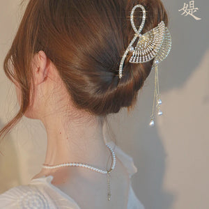 Vintage Pearl Hair Pins with Rhinestone Fan Tassel Grip