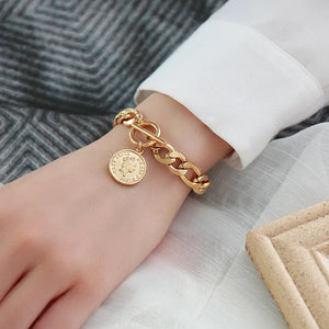 Cuban Link Womens Charm Bracelet Elizabeth Portrait Coin