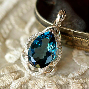 Sapphire Crystal Pendant Necklace Silver Diamond Choker