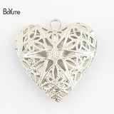 BoYuTe 26MM Filigree Heart Photo Locket Metal Brass Locket Pendant