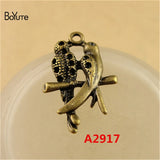 BoYuTe 100Pcs Parrot Pattern Antique Bronze Charms Pendant