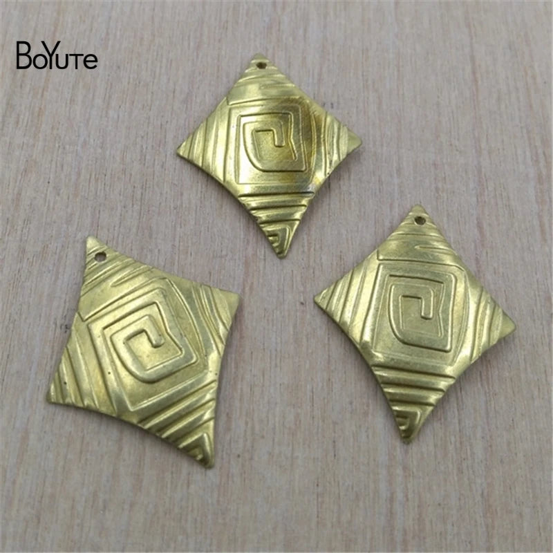 BoYuTe 100Pcs 3 Colors Geometric Pendant Charms for Jewelry Making