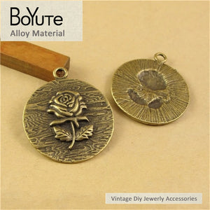 BoYuTe (20 Pcs) 38MM Antique Bronze Rose Round Pendant Charms DIY Jewelry