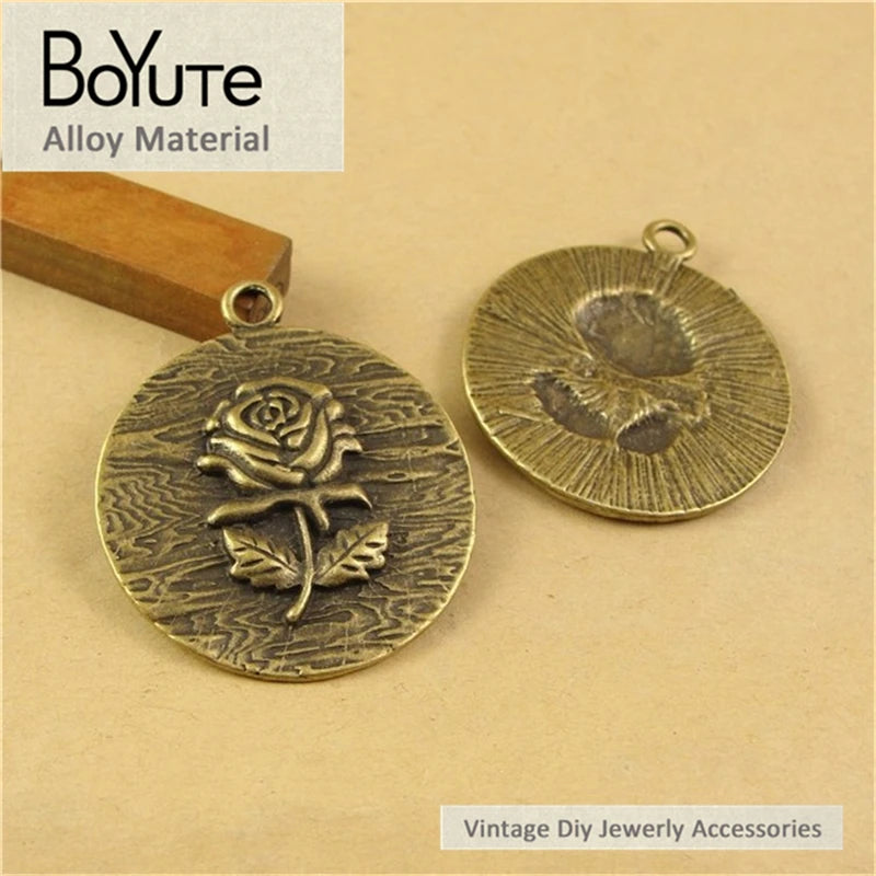 BoYuTe (20 Pcs) 38MM Antique Bronze Rose Round Pendant Charms DIY Jewelry
