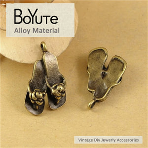 BoYuTe 24*15MM Slipper Pendant Antique Bronze Plated DIY Jewelry Accessories