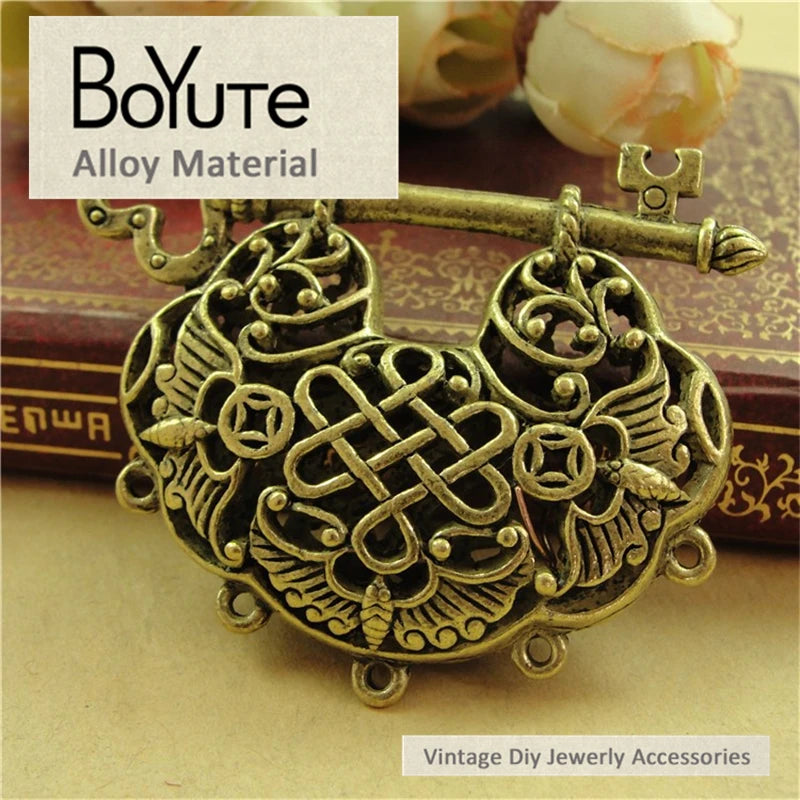 Lucky Lock Key Pendant Jewelry Accessories