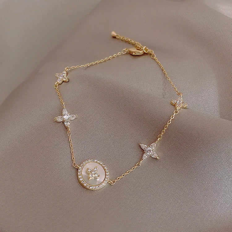 Women's Plum Blossom Boudoir Bracelet Fashion Jewelry