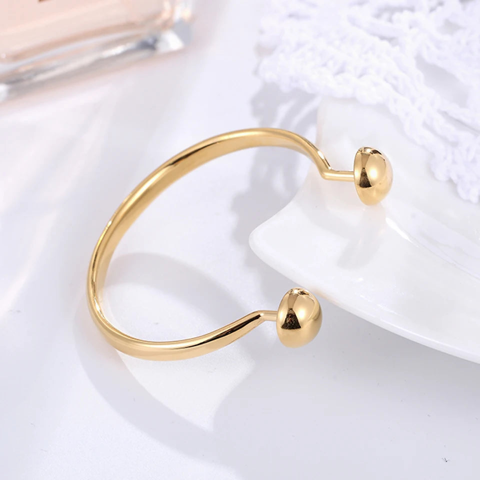 Classic Love Charm Bracelet Stainless Steel For Women Engagement