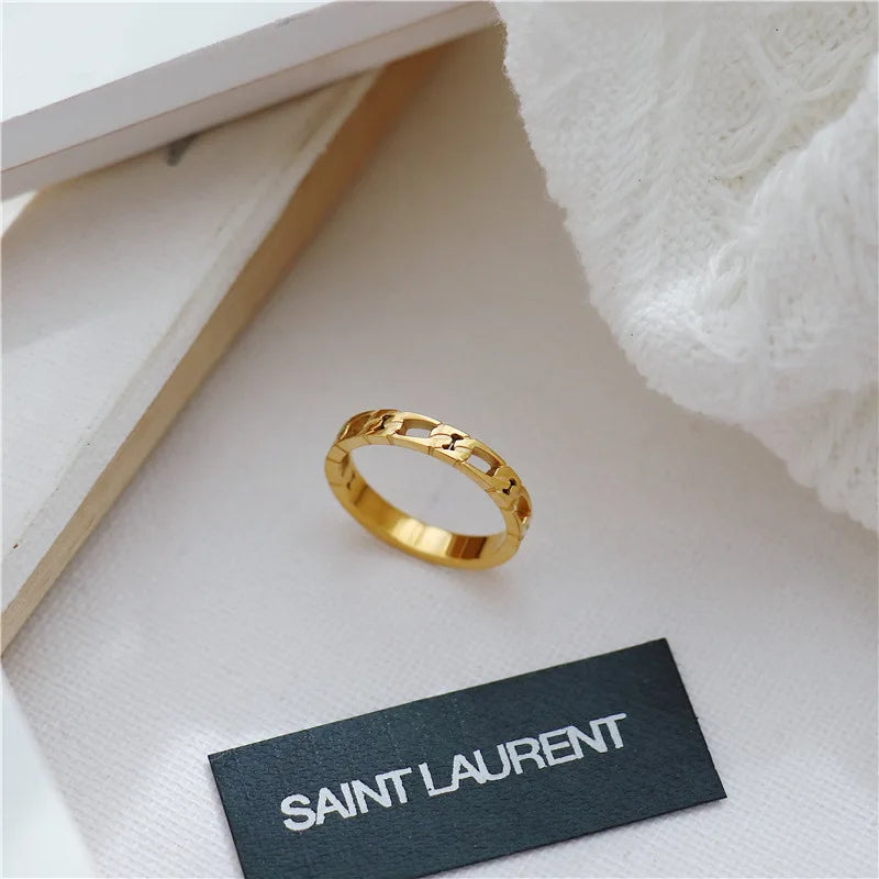 Brazil Retro French Hollow Out Chain Rings Female Titanium Steel