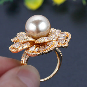 Charming Lady Pearl Ring Flower Shape Romantic Bridal Wedding Jewelry