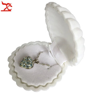 Shell Shape Velvet Earring Case Jewelry Display Storage