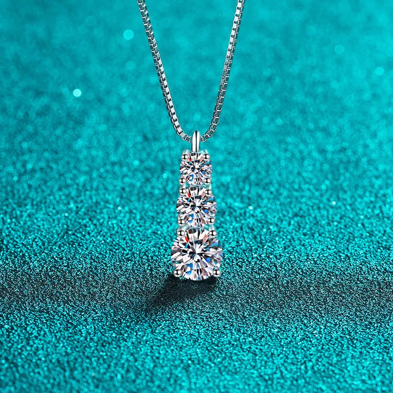 925 Silver Moissanite Pendant Necklace 1.7Ct for Women