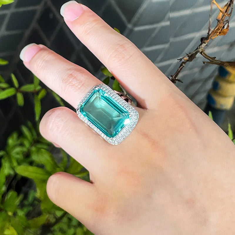 CWWZircons Big Green CZ Rectangle Ring for Women R206