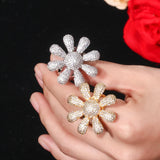 CWWZircons Flower Dubai Zirconia Bridal Ring for Women R125