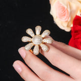 CWWZircons Flower Dubai Zirconia Bridal Ring for Women R125