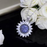 CWWZircons Green CZ Daisy Pendant Necklace for Women