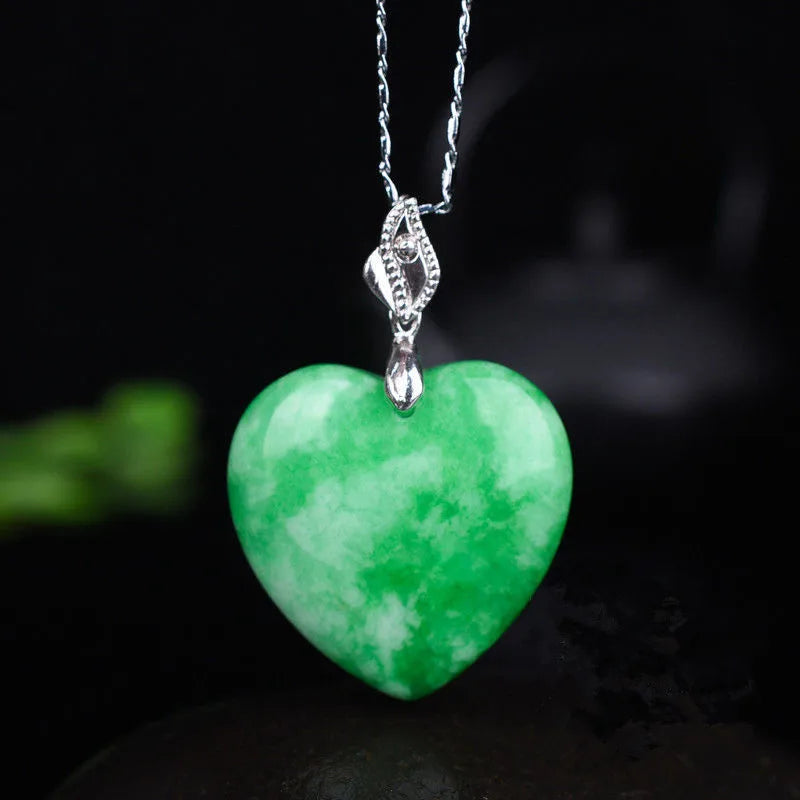 Green Jade Heart Pendant Chinese Love Necklace Charm Jadeite Lucky Amulet