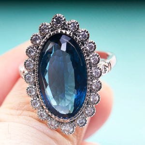 Sterling Silver Charm Lady Ring with Sapphire Gemstone