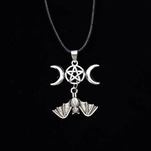 Celtic Gothic Wicca Halloween Bat Pentagram Pendant Necklace