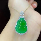 Chalcedony Calabash Green Clavicle Chain Pendant S925