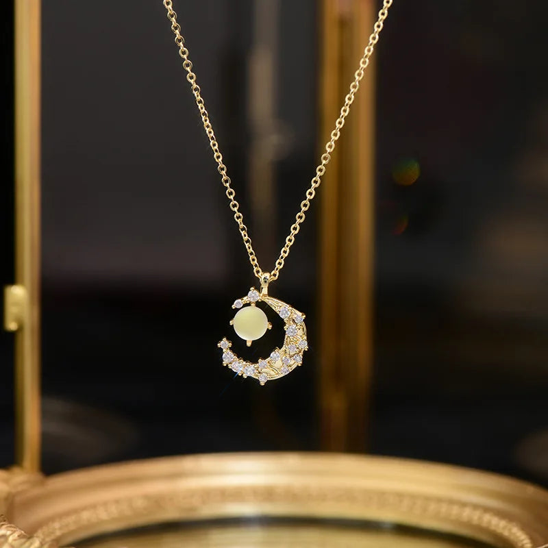 Vintage Crystal Moon Necklace 14k Real Collar Jewelry