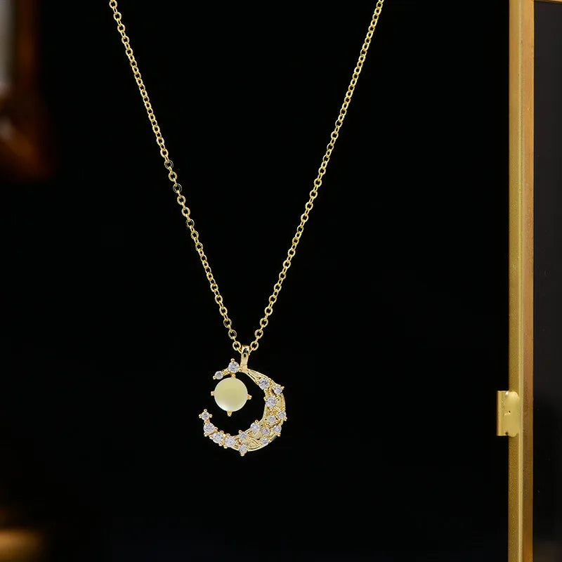Vintage Crystal Moon Necklace 14k Real Collar Jewelry