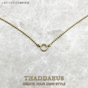 Golden Round Charm Necklace Carrier
