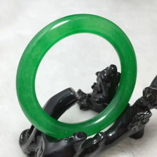 Chinese Emerald Green Nephrite Jade Bangle Bracelet